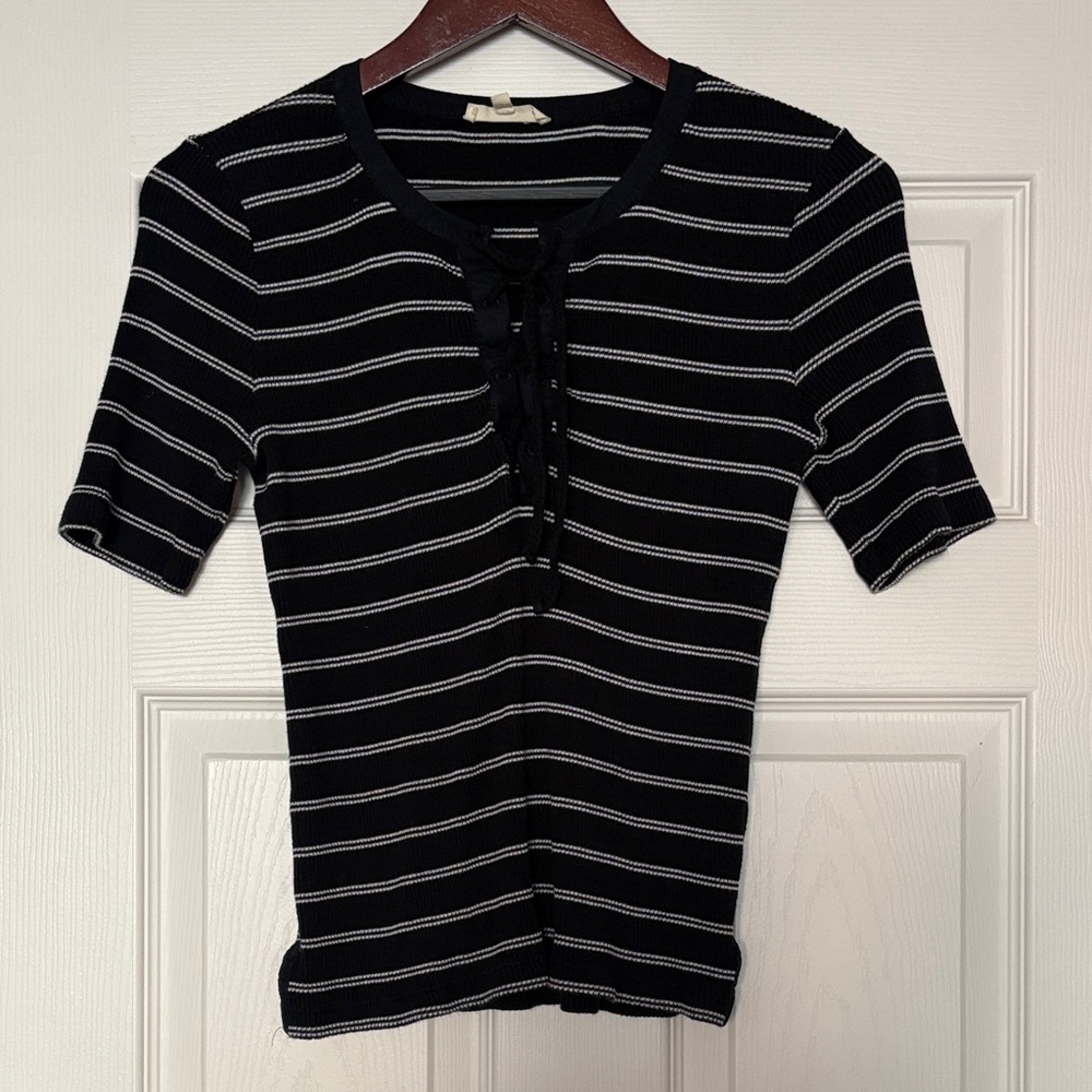 Ribbed Lace-Up Short-Sleeve Tee